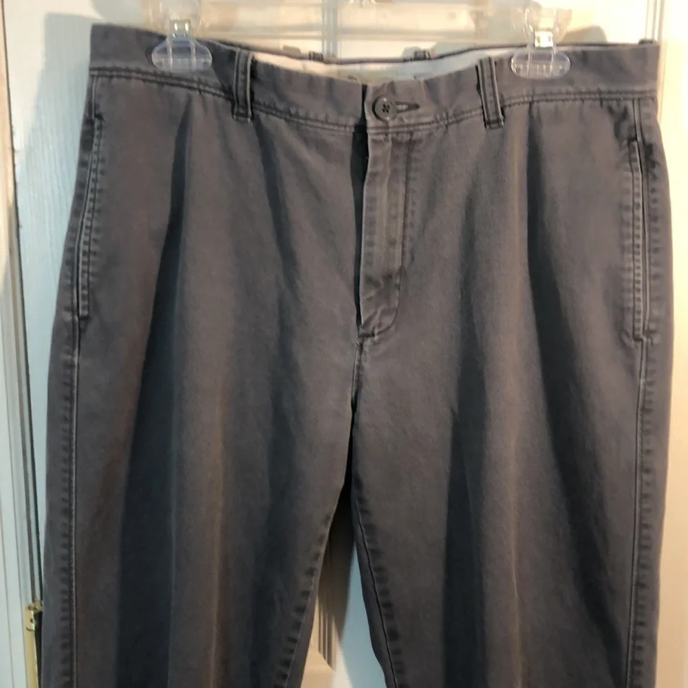 J CREW Men's 34 X 34 GRAY COTTON USED GOOD  Condition